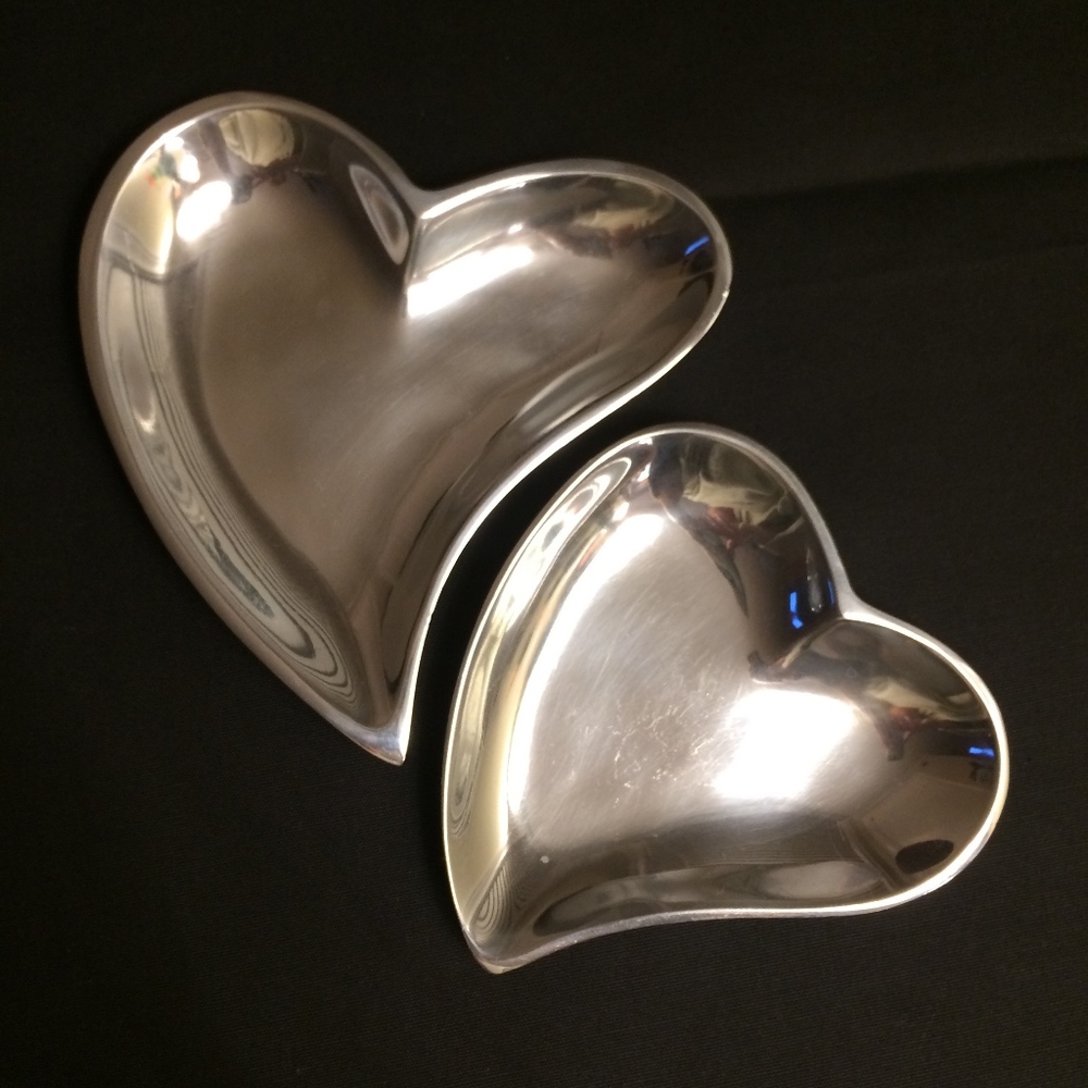 Lunares Heart Dishes in Cast Aluminum